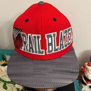 Men’s ADIDAS Portland Trail Blazers NBA adjustable hat.